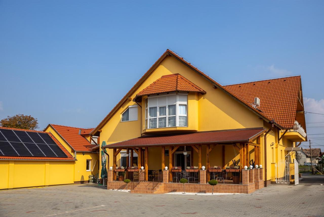 Betli Panzio Hotel Zalaegerszeg Exterior photo
